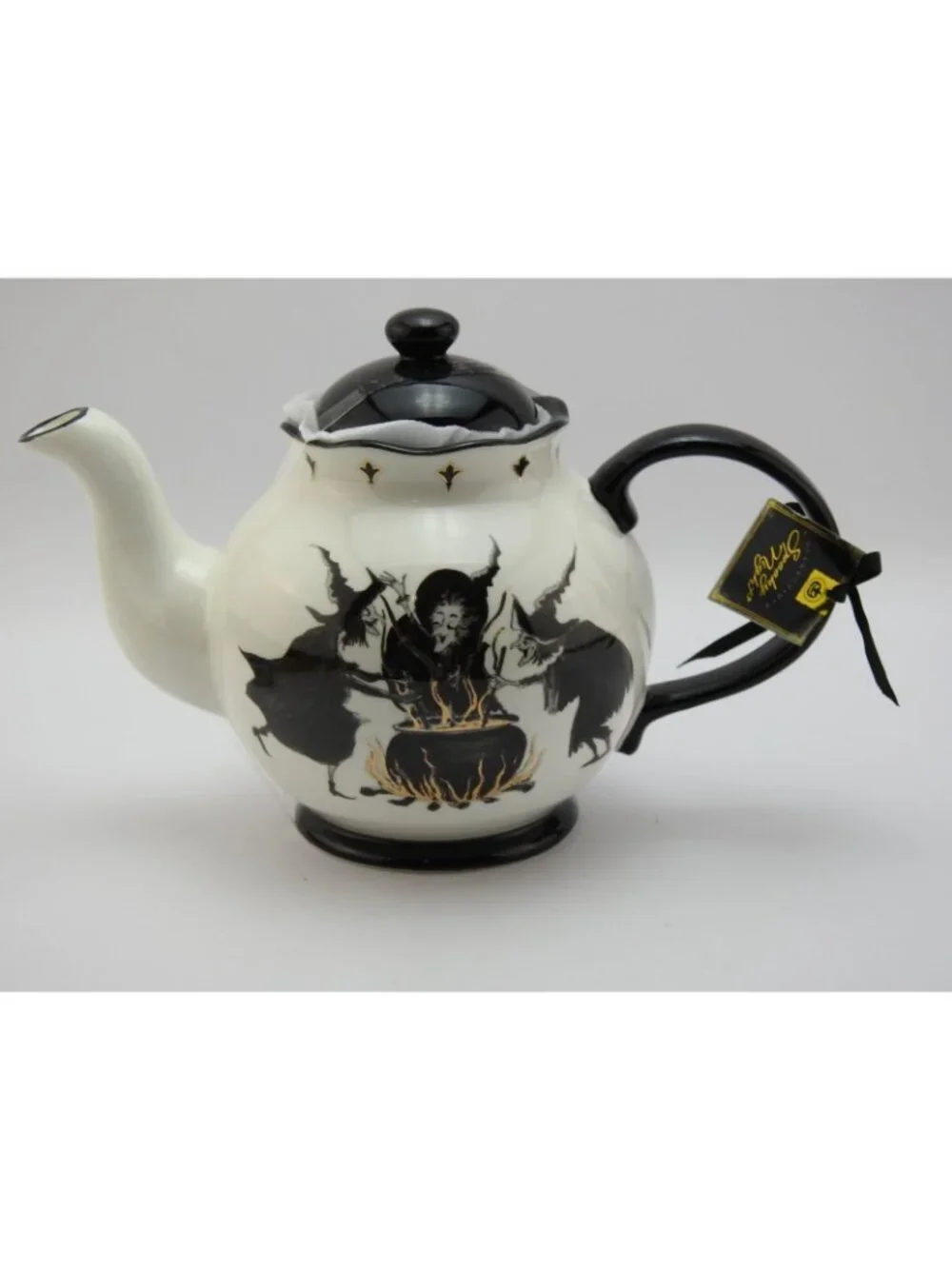 New Potters Studio Halloween Witch Teapot Stoneware  Witches Flying Witch  40oz